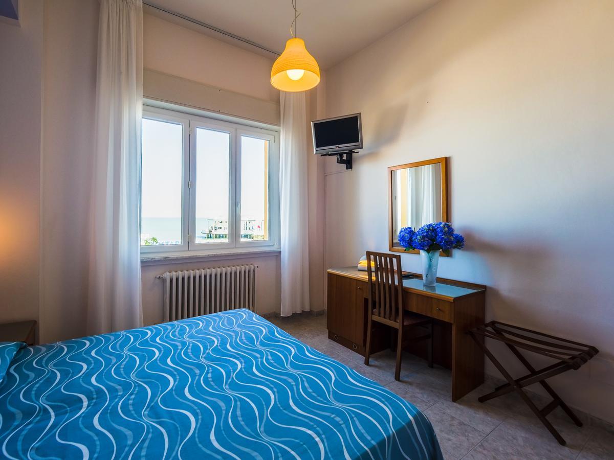 Hotel De La Ville Senigallia Luaran gambar
