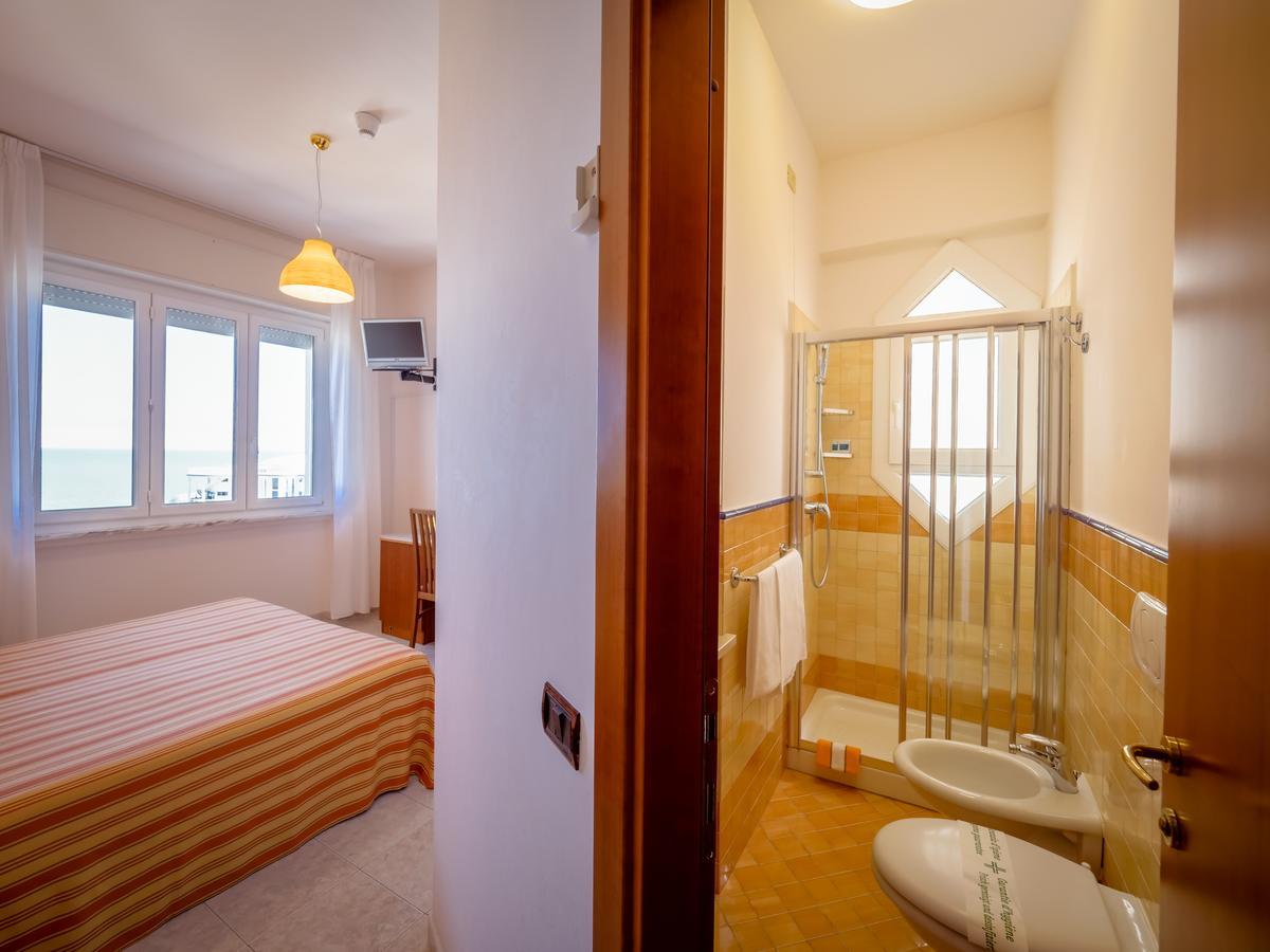 Hotel De La Ville Senigallia Luaran gambar