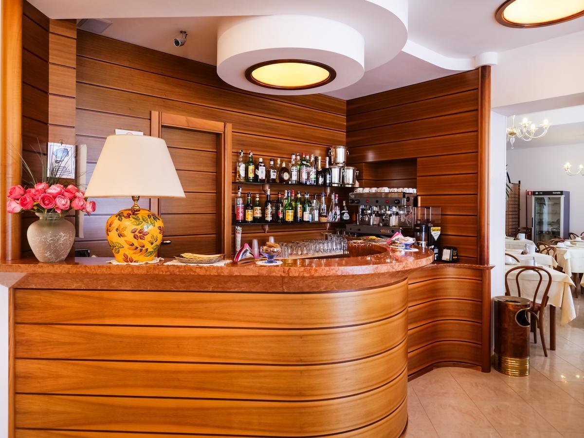 Hotel De La Ville Senigallia Luaran gambar